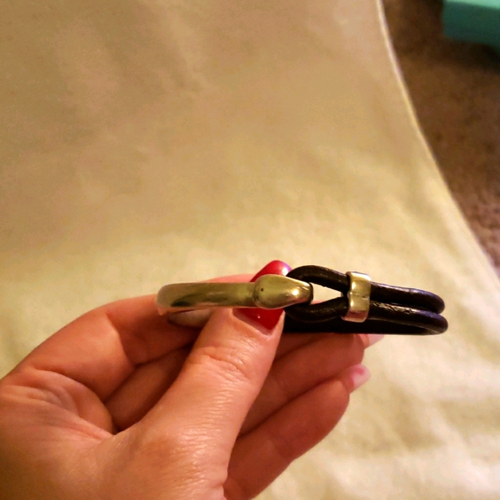 Sliver and leather bracelet